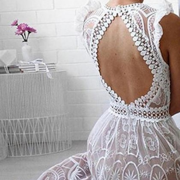 White Plunge Open Back Sleeveless Lace Maxi Boho - Picture 2 of 8